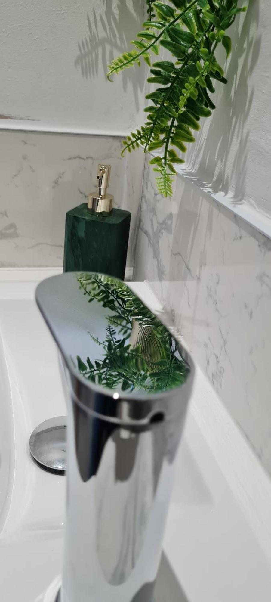 Shm Stays Leicester. Newly Renovated!! 15 Min Drive From City Centre, University. 9 Min Drive To Leicester City Stadium, 5 Min Drive To M1 & M69. 2 Min Walk To Bus Stop. Zimmer foto